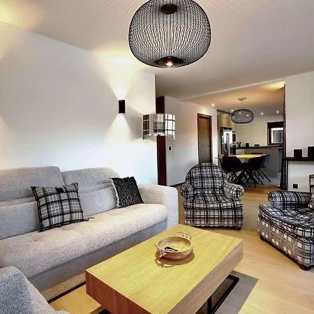 Neuf Et Spacieux Proche Des Pistes A Le Praz - Fr-1-568-32 Apartment